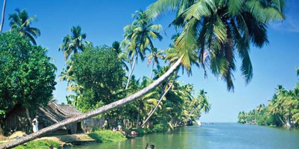 Explore Enigmatic Beauty of Kerala